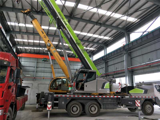 铁山港区高空车出租需要注意哪些安全事项？